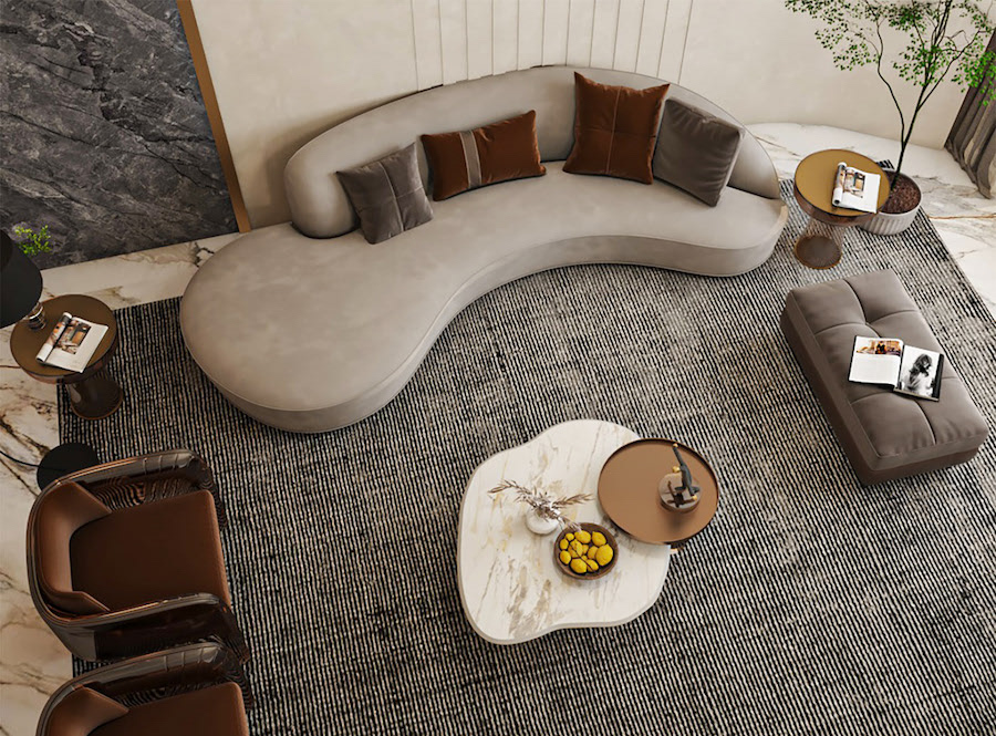 Серый диван в просторной гостиной